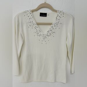White beaded sweater Sixth Sense size S